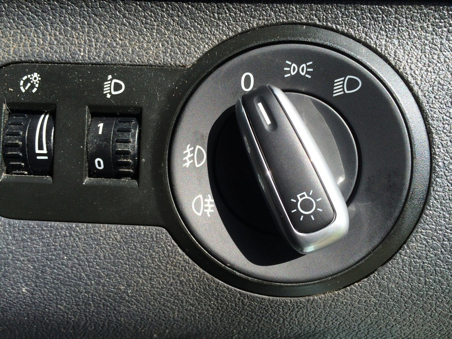 Caddy Fog Light Kit (2011-2014)