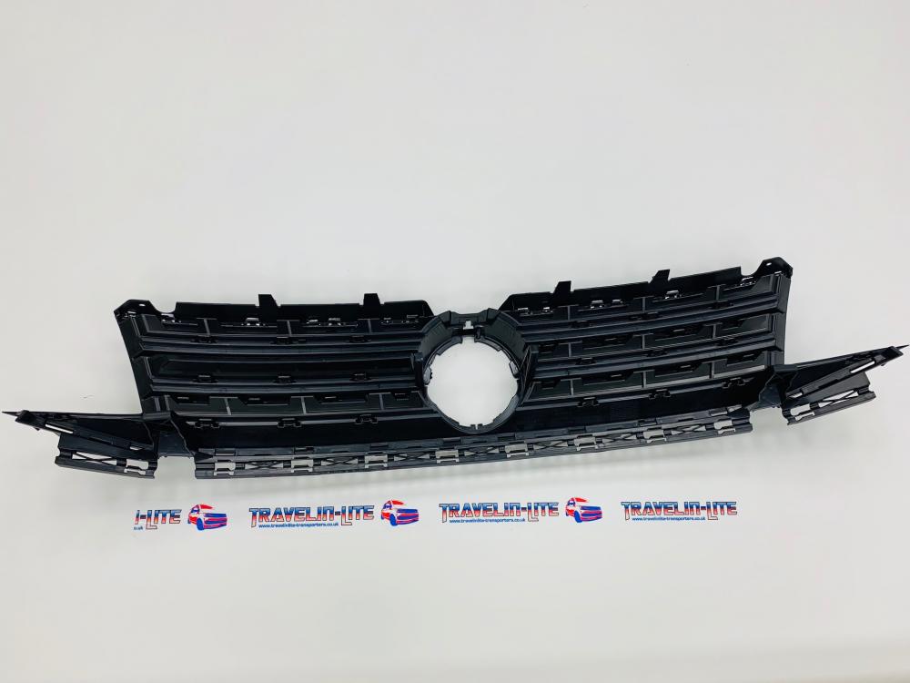 VW Caddy Grille Gloss Black & Chrome Edition 2015 Onwards