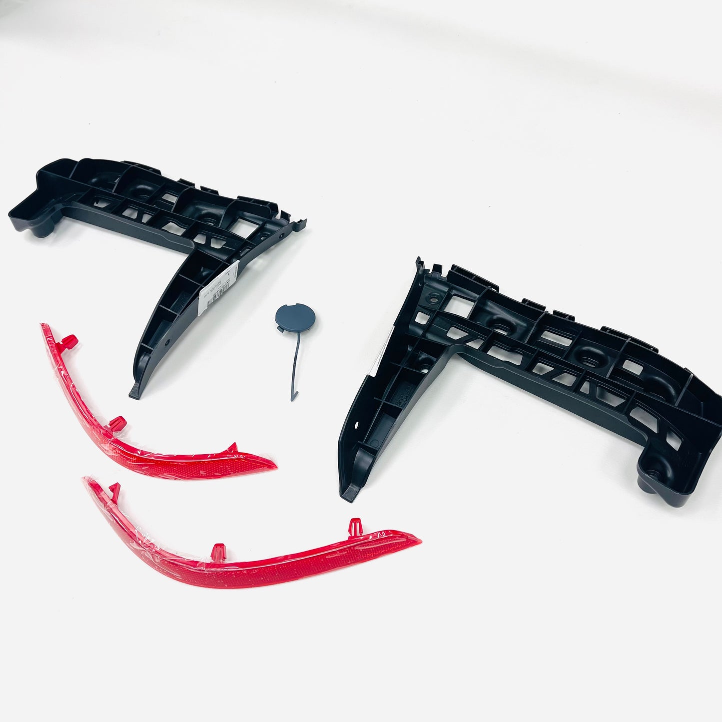 Caddy MK4 primed rear bumper (to fit MK3 includes genuine VW brackets & reflectors)